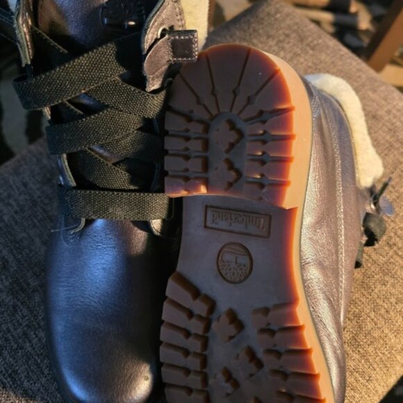 GORGEOUS TIMBERLAND DRESS BOOTS WITH FUR TRIM - Picture 7 of 9